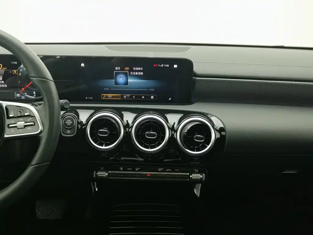 Mercedes-Benz A-Class — миниатюра 12