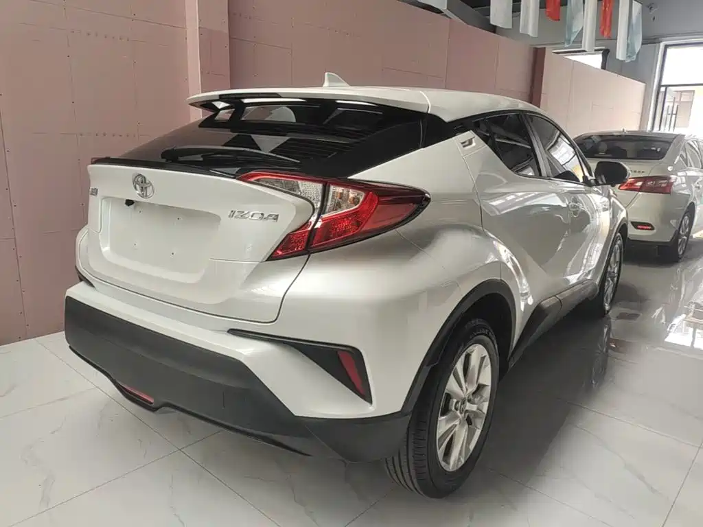 Toyota IZOA — миниатюра 7