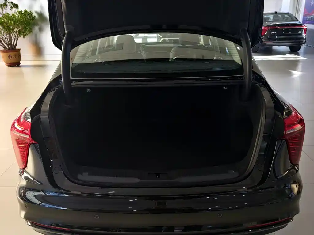 Hongqi HONGQI H5 PHEV