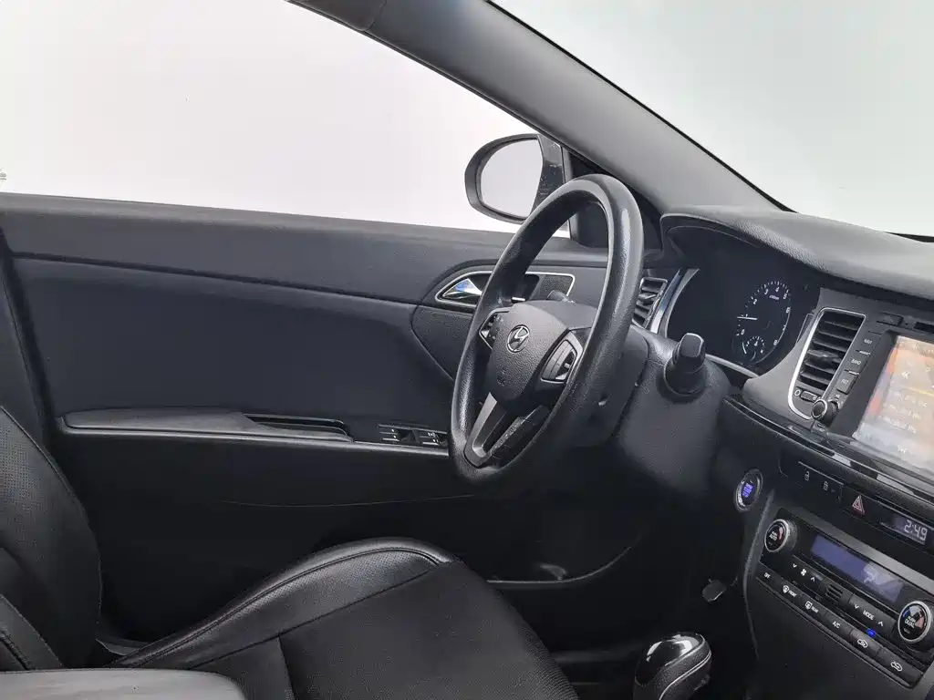 Hyundai Mistra — миниатюра 22