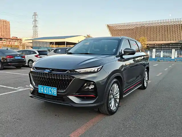 CHANGAN CHANGAN AUCHAN X7 PLUS 2022