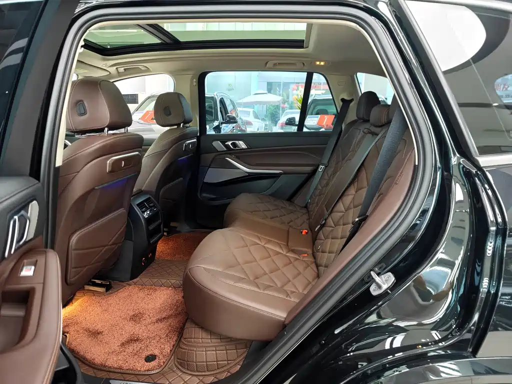 BMW X5 — миниатюра 14