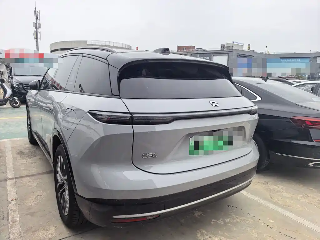 NIO ES6 — миниатюра 7