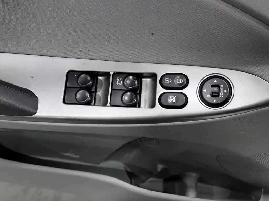 Hyundai Verna — миниатюра 9
