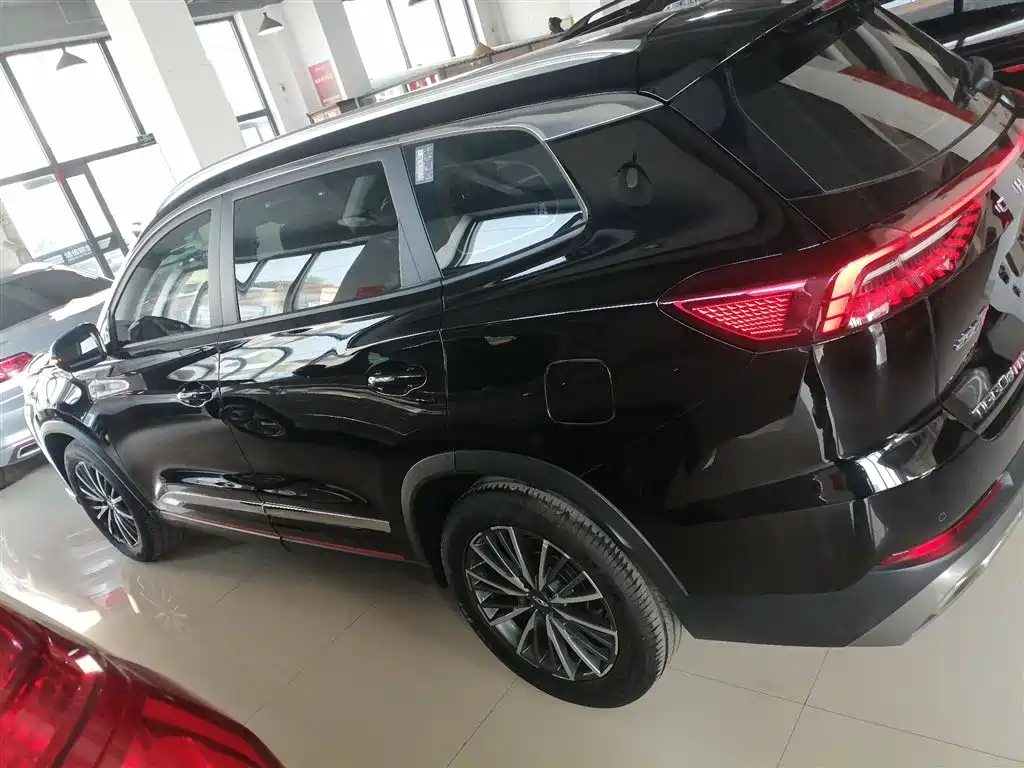 CHERY TIGGO 8 PRO
