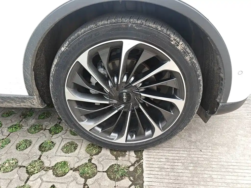 Lincoln Aviator — миниатюра 24