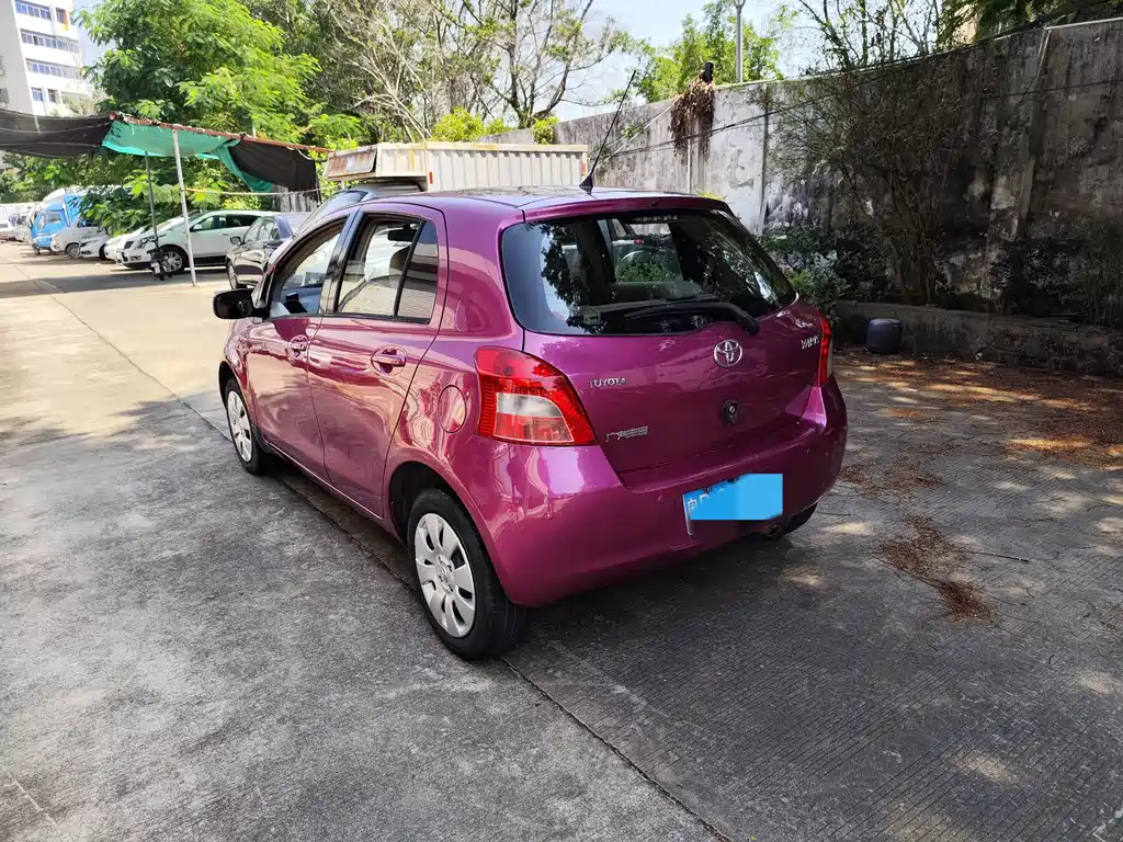 Toyota Yaris — миниатюра 3