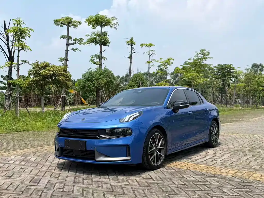Lynk & Co 03 2019
