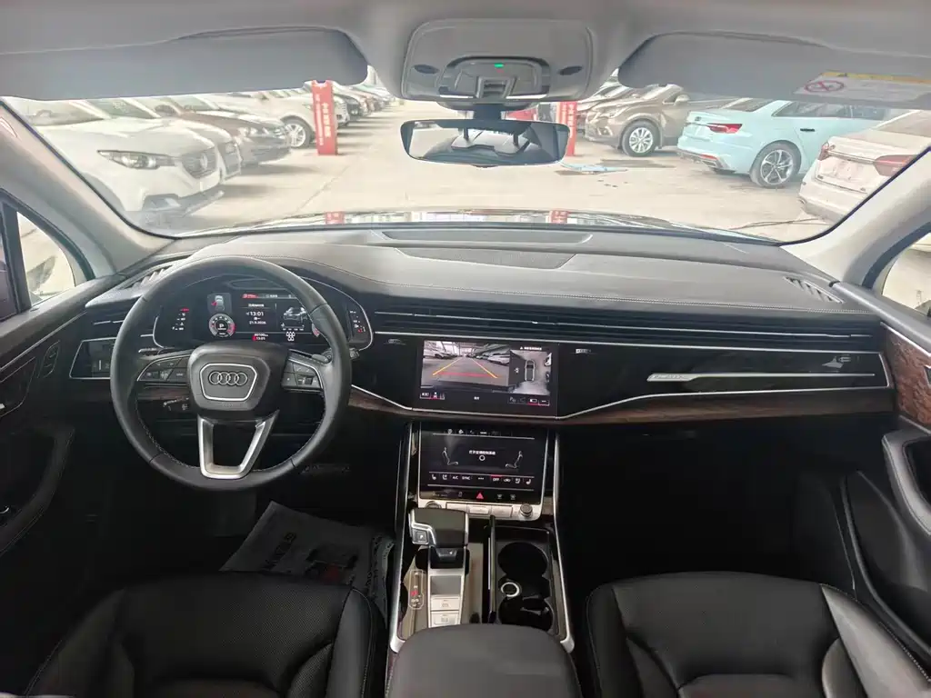 Audi Q7 — миниатюра 2