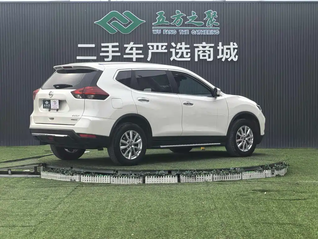 NISSAN QIJUN