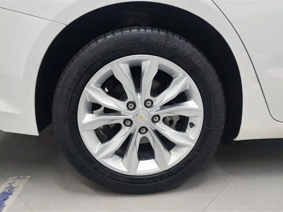 CHEVROLET MAI RUIBAO XL