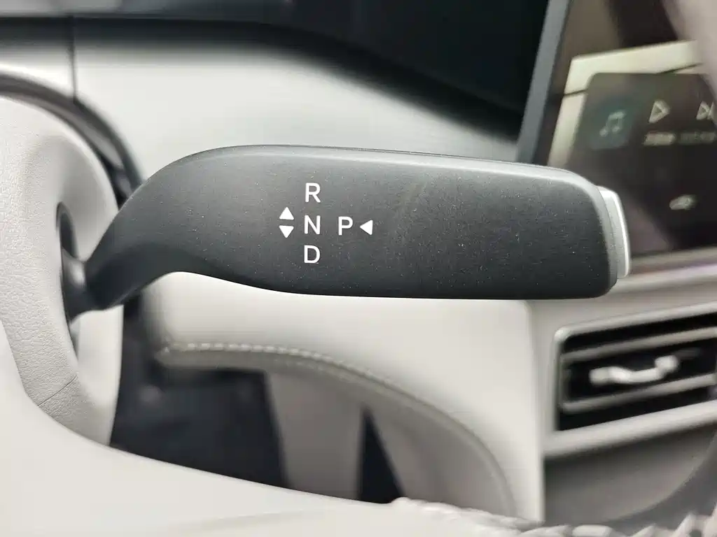 BYD Song Ultra — миниатюра 14