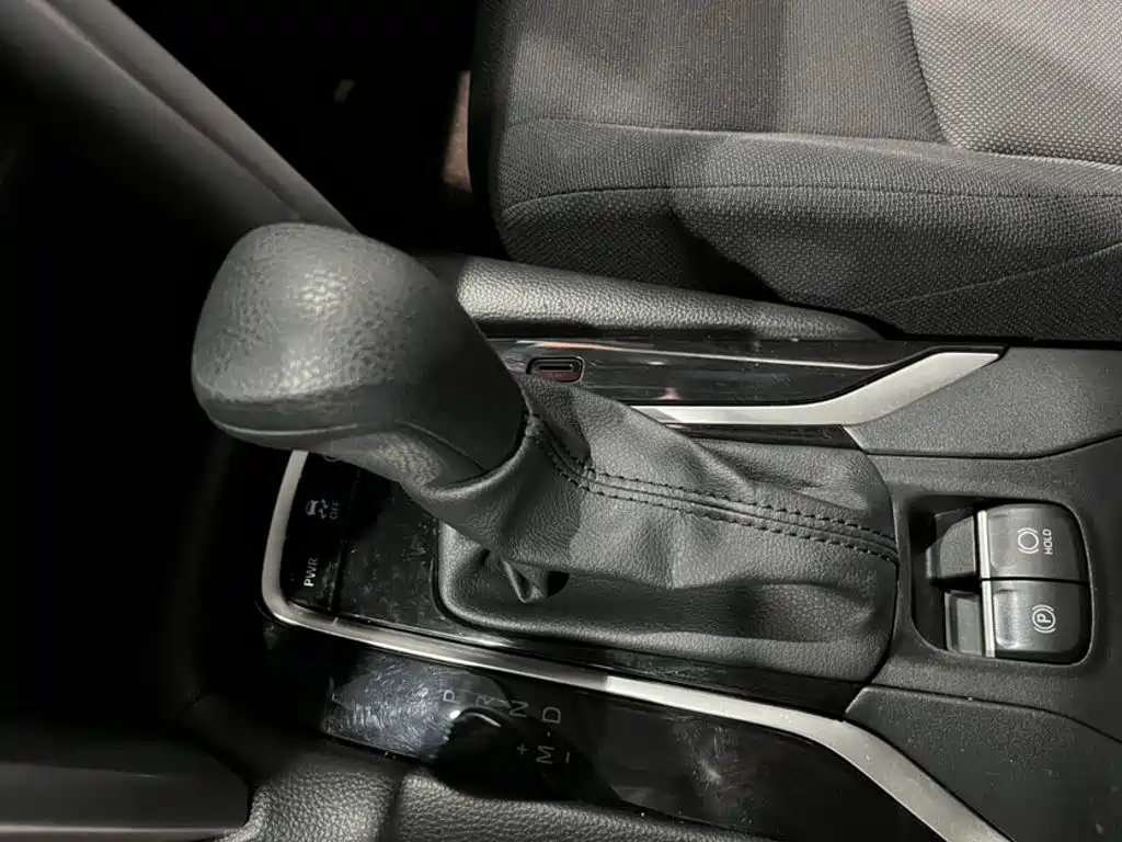 Toyota Frontlander — миниатюра 10