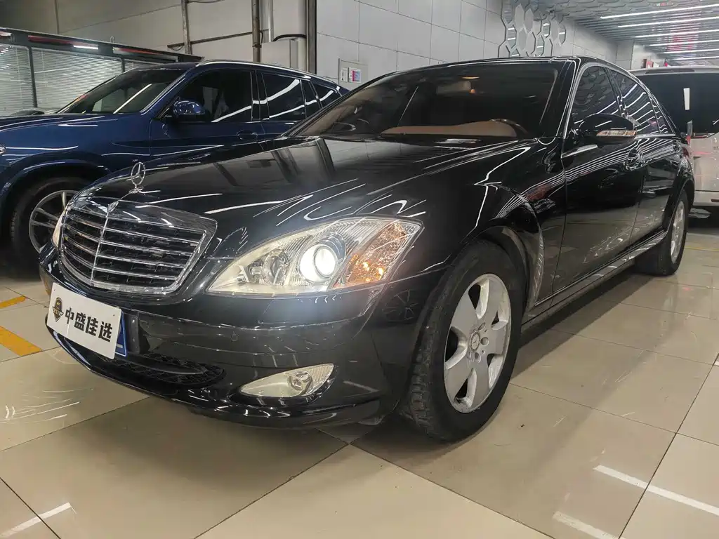 Mercedes-Benz S-Class 2008