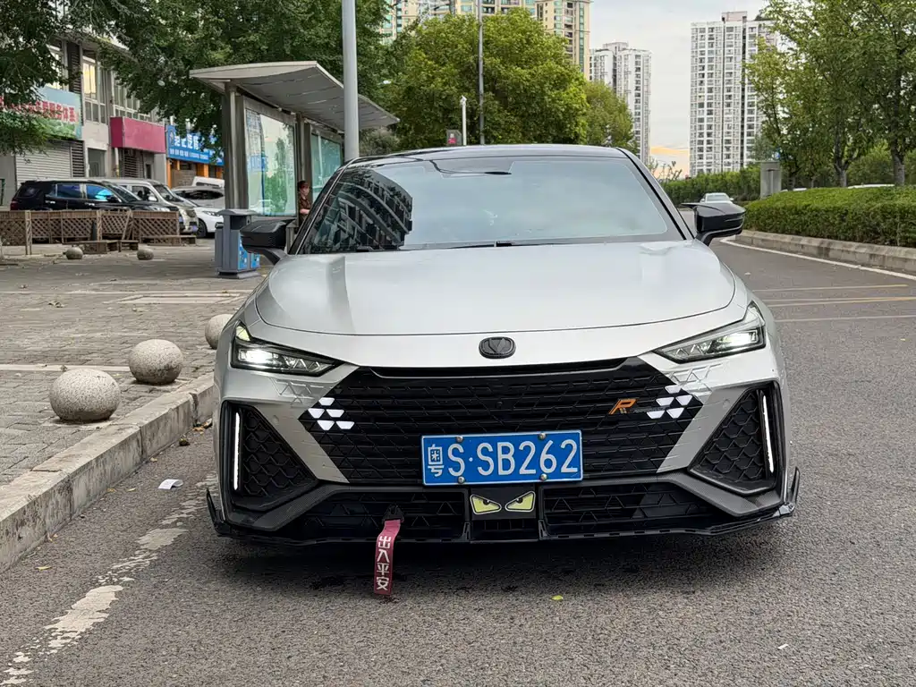 Changan UNI-V 2.0T Classic Sport Type, фото 5