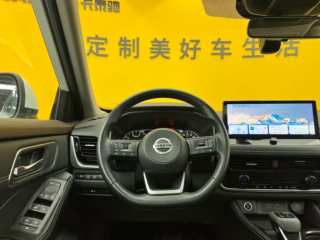 NISSAN QIJUN
