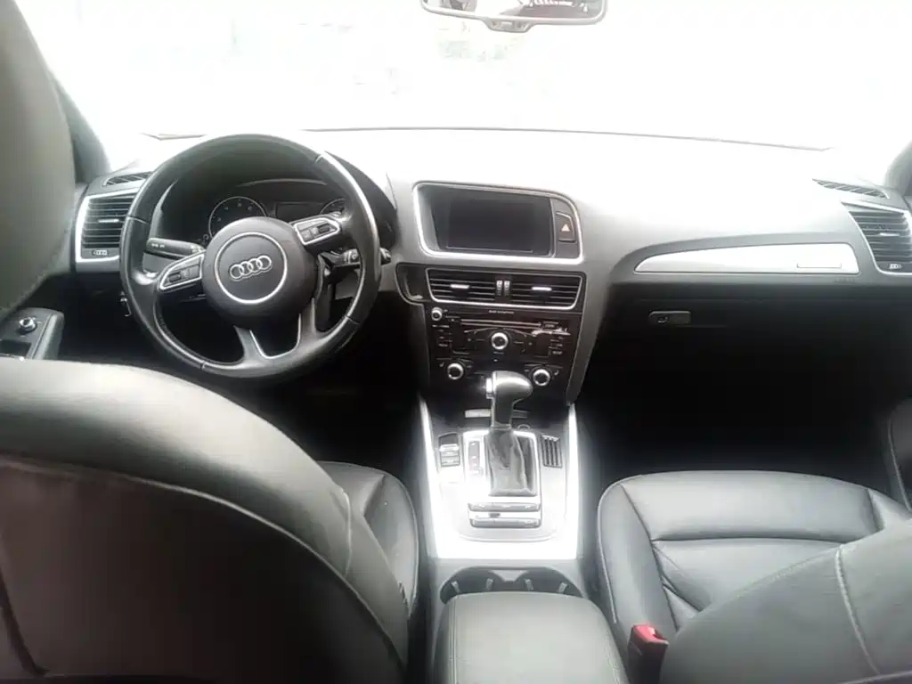 Audi Q5 — миниатюра 10
