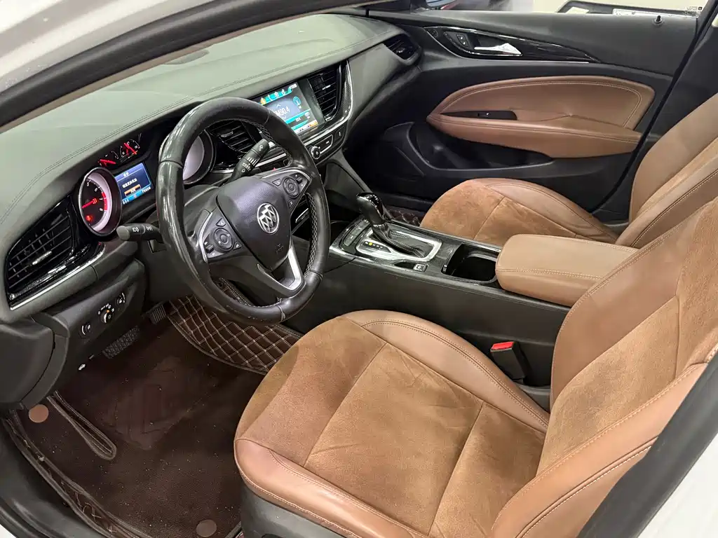 Buick Regal — миниатюра 7