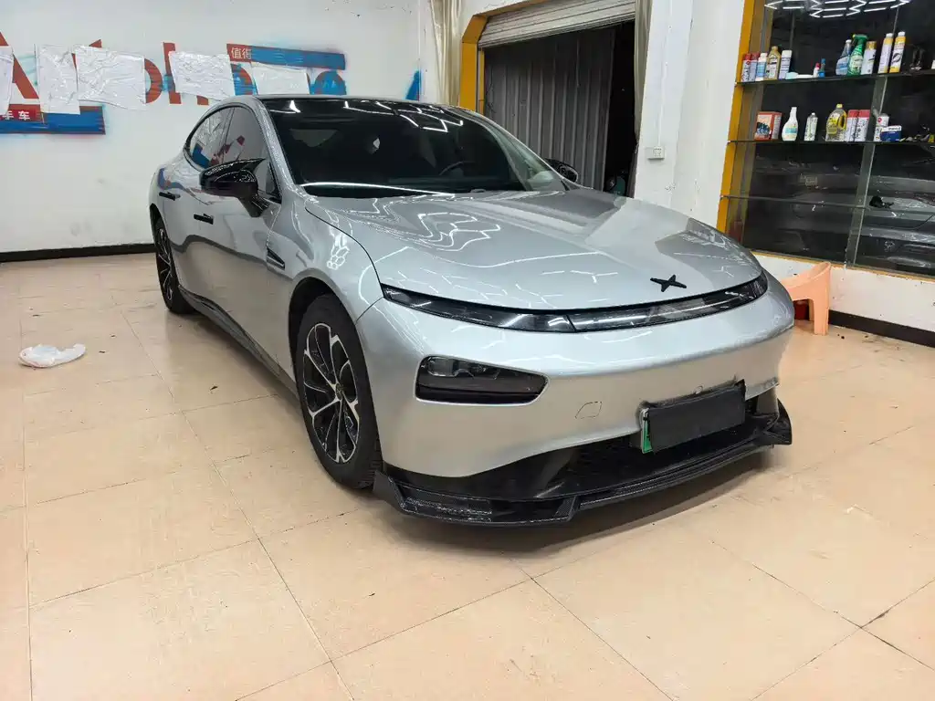 XPeng P7 — миниатюра 2