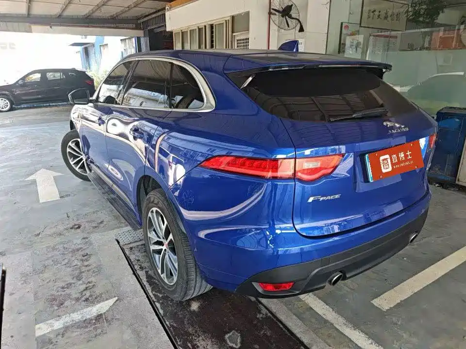 Jaguar F-PACE — миниатюра 6