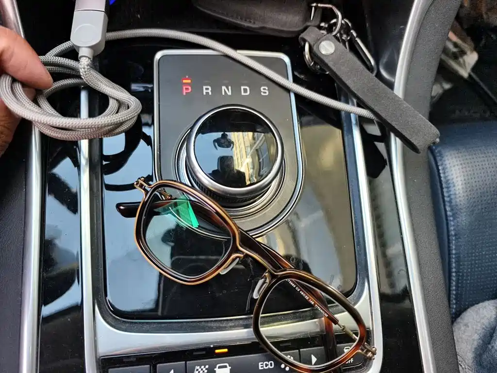 Jaguar XE — миниатюра 15