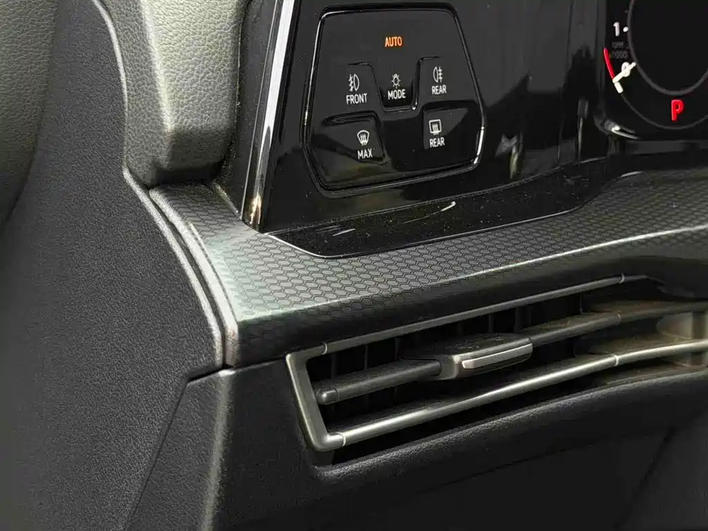 Volkswagen Golf GTI — миниатюра 28