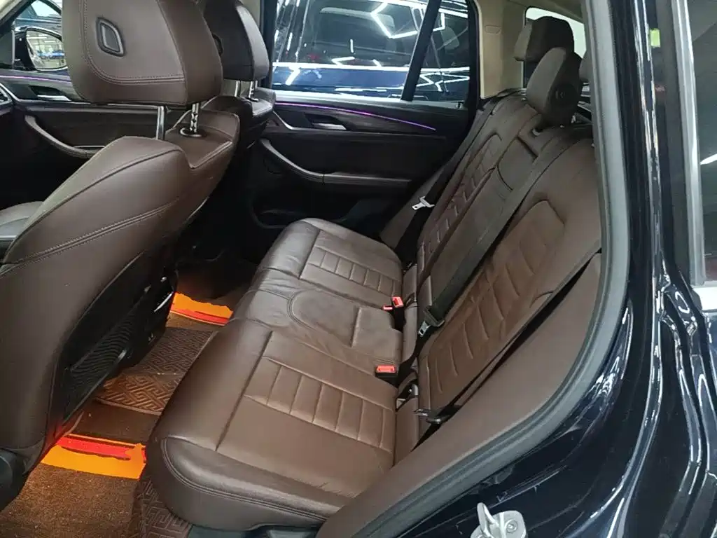 BMW X3 — миниатюра 17