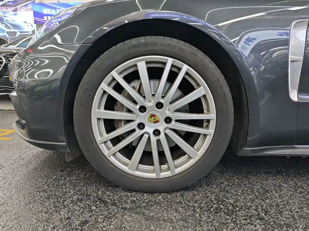 Porsche Panamera — миниатюра 25