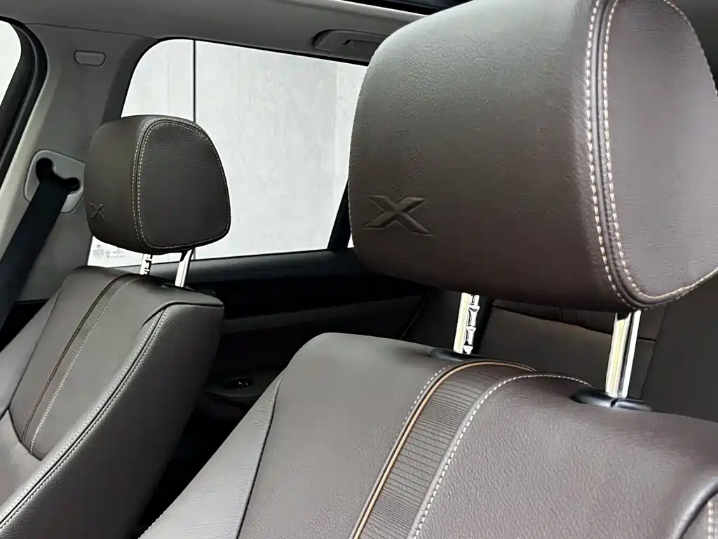 BMW X3 (Import) — миниатюра 8