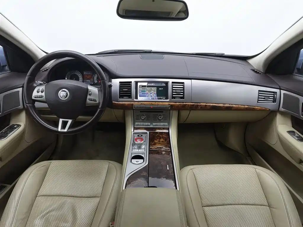 Jaguar XF 2008 XF 3.0 V6 Luxury