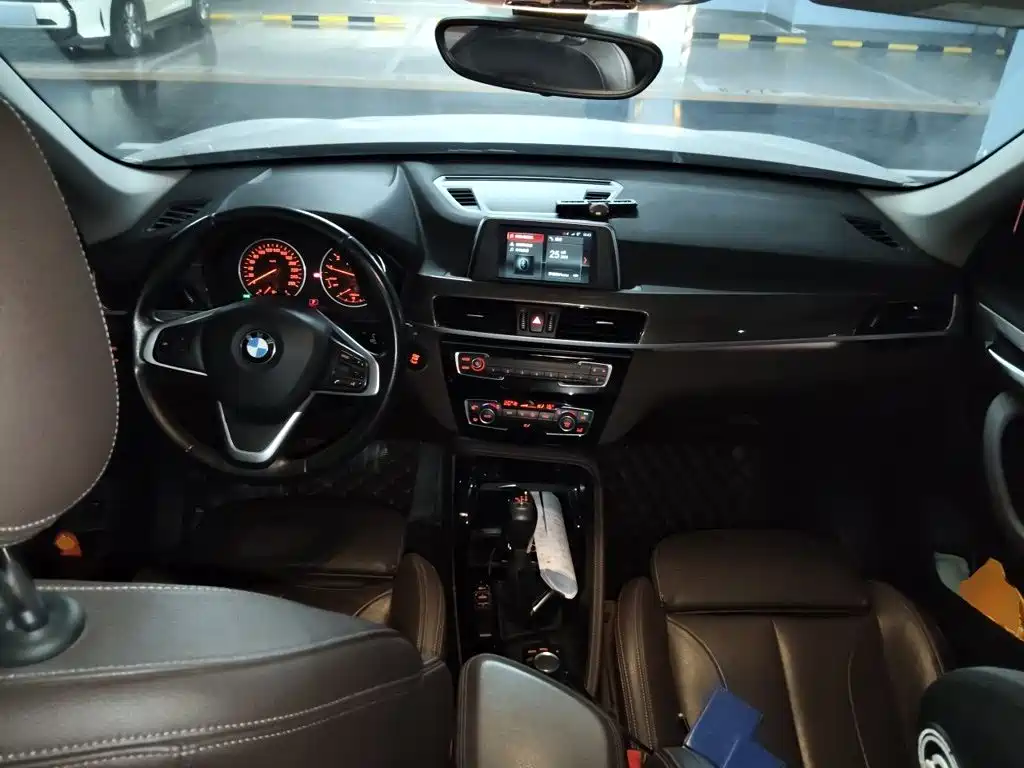 BMW X1 — миниатюра 5