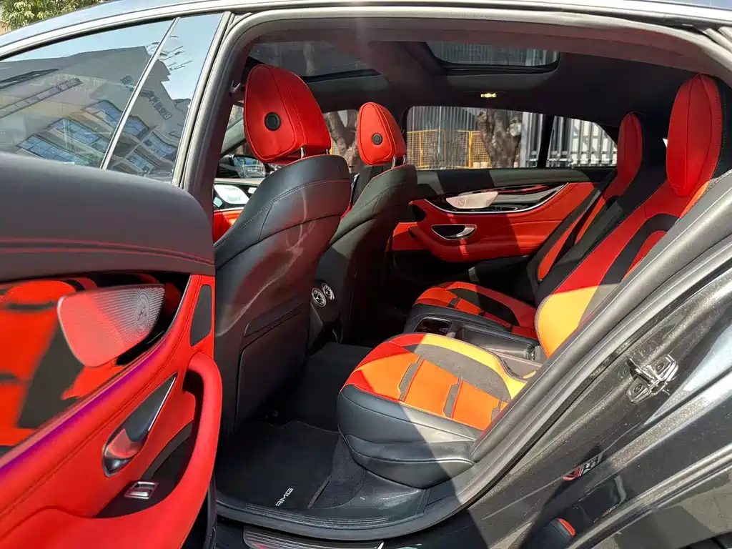 MERCEDES-BENZ AMG GT