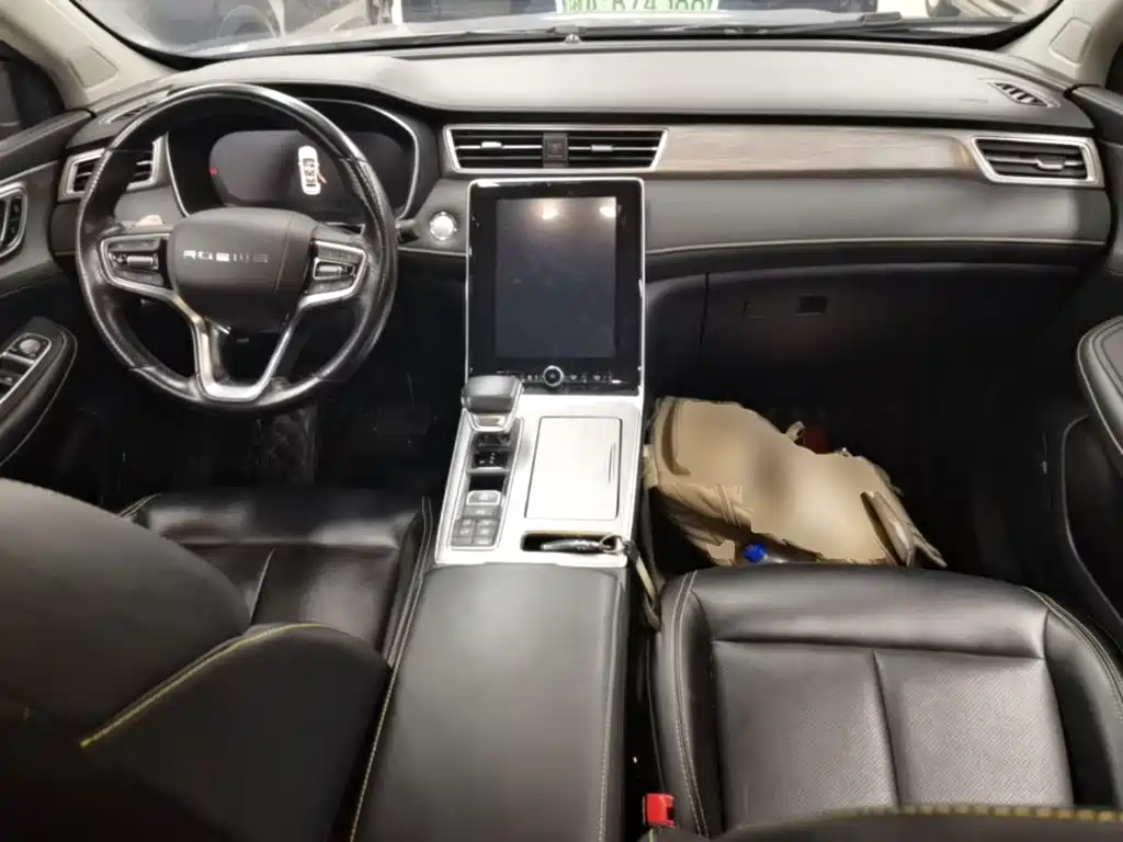Roewe RX5 New Energy — миниатюра 10