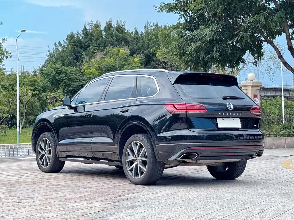 Volkswagen Touareg — миниатюра 4