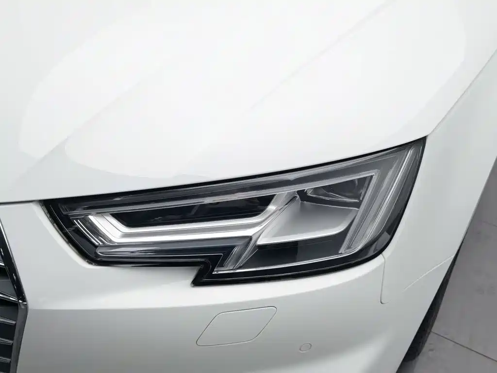 Audi A4L — миниатюра 7