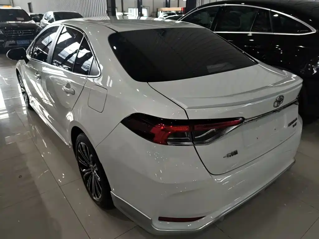 Toyota Corolla — миниатюра 5