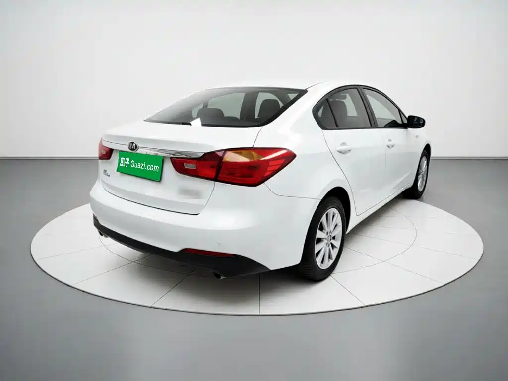 Kia K3 — миниатюра 4