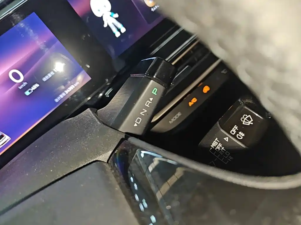 Baojun KiWi EV — миниатюра 14