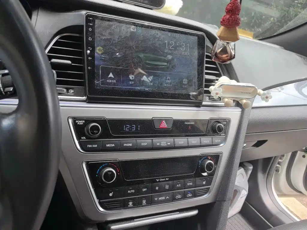 Hyundai Sonata — миниатюра 9