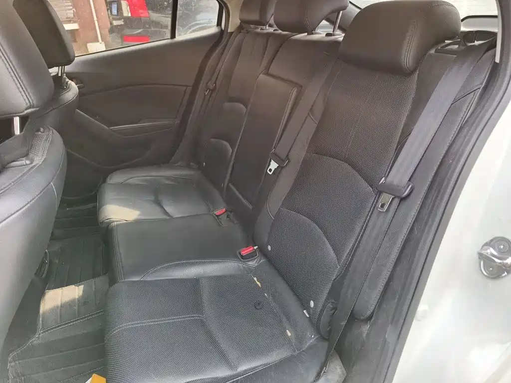 Mazda 3 Axela — миниатюра 13