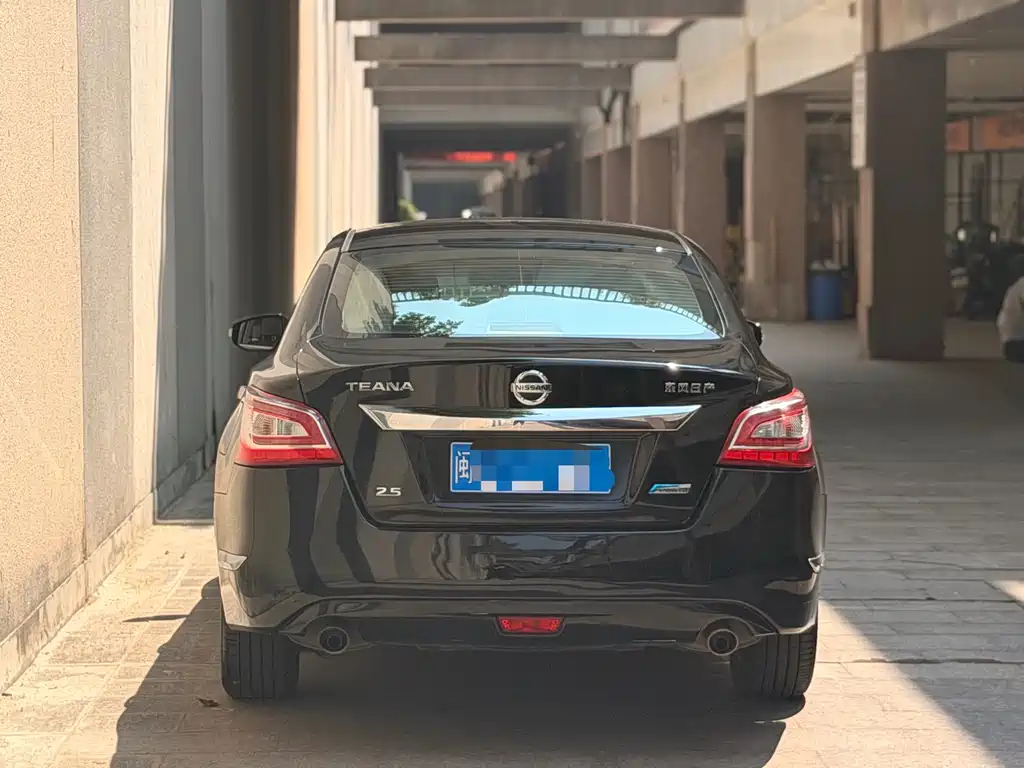 Nissan Teana — миниатюра 3