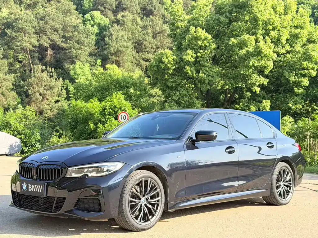 BMW 3 Series 2022