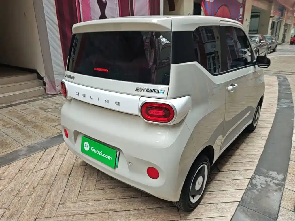 Wuling MINIEV — миниатюра 7