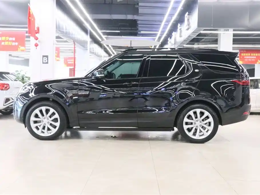 Land Rover Discovery 2024 360PS S