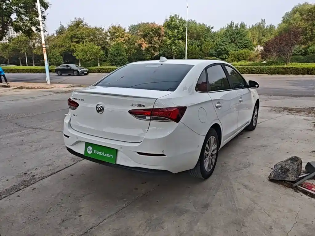 Buick Excelle — миниатюра 7