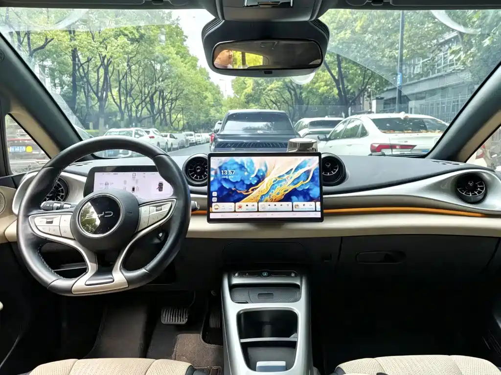 BYD Dolphin — миниатюра 6