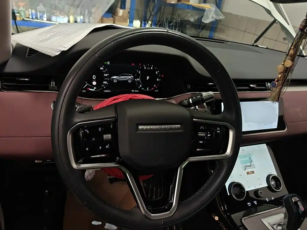 Land Rover Evoque — миниатюра 3