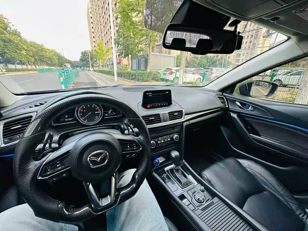Mazda 3 Axela — миниатюра 9