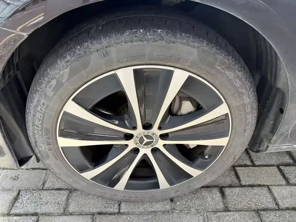 Mercedes-Benz E-Class New Energy — миниатюра 8