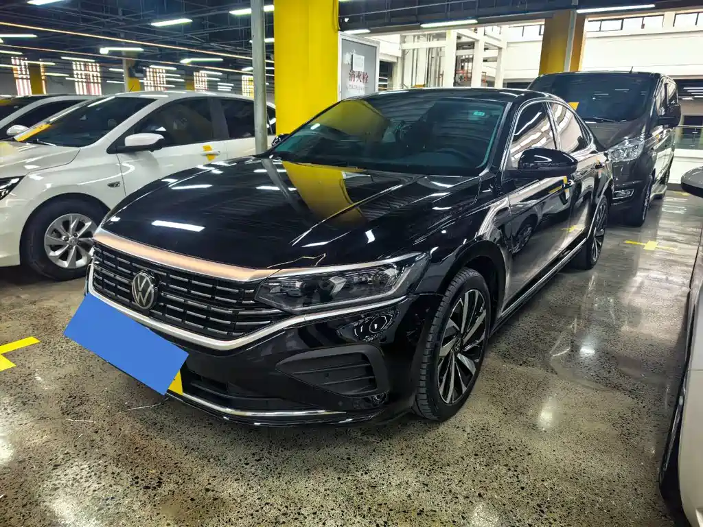 Volkswagen Passat 2024